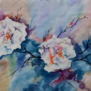 białe kwiaty wielokolorowe - surówka - szal jedwabny ręcznie malowany