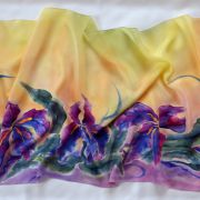 irysy w pastelowych żółciach - krepa - szal jedwabny ręcznie malowany