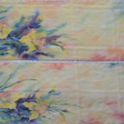 narcyz w pastelach - splot atłasowy - szal jedwabny ręcznie malowany